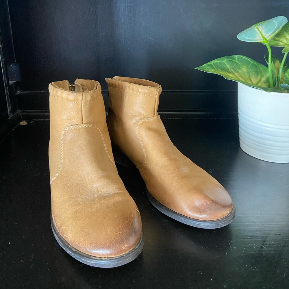 Leather booties